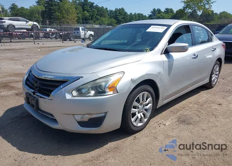 2013 Nissan Altima 2.5 z USA, uszkodzony, nr VIN 1N4AL3AP9DC282979